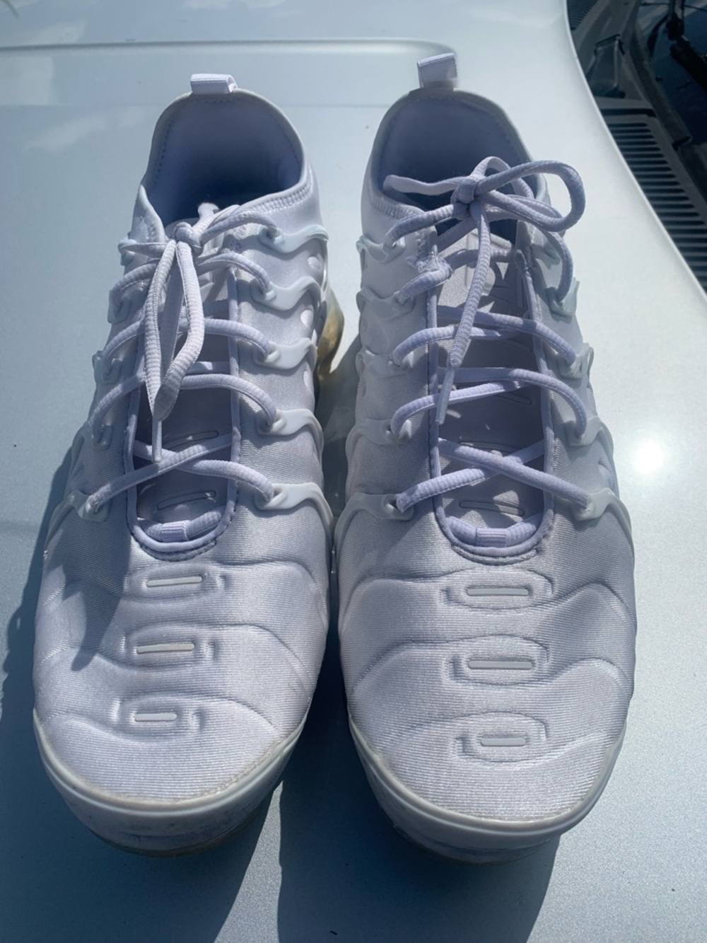 Nike White Air Vapormax Plus Lightweight Sneakers - Picture 7 of 8